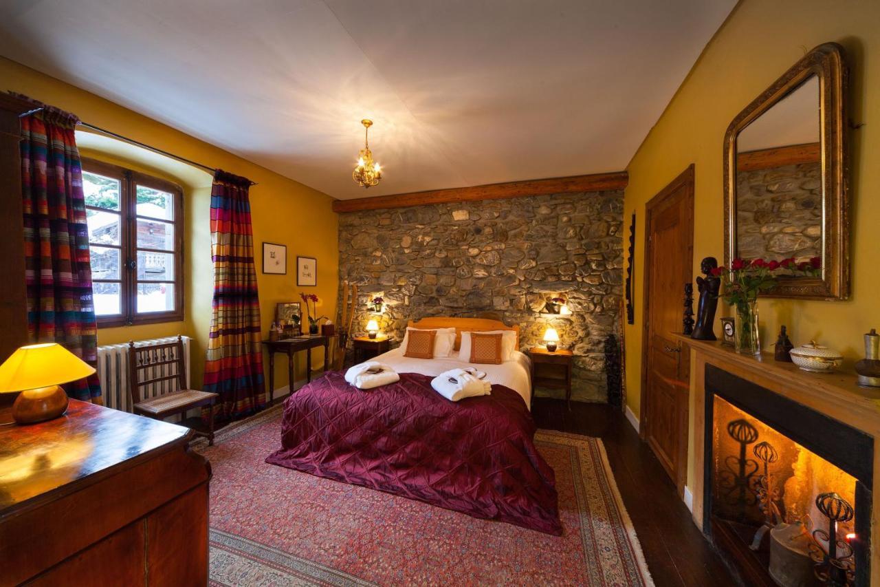 Hotel Mas De La Coutettaz, The Farmhouse Morzine Room photo